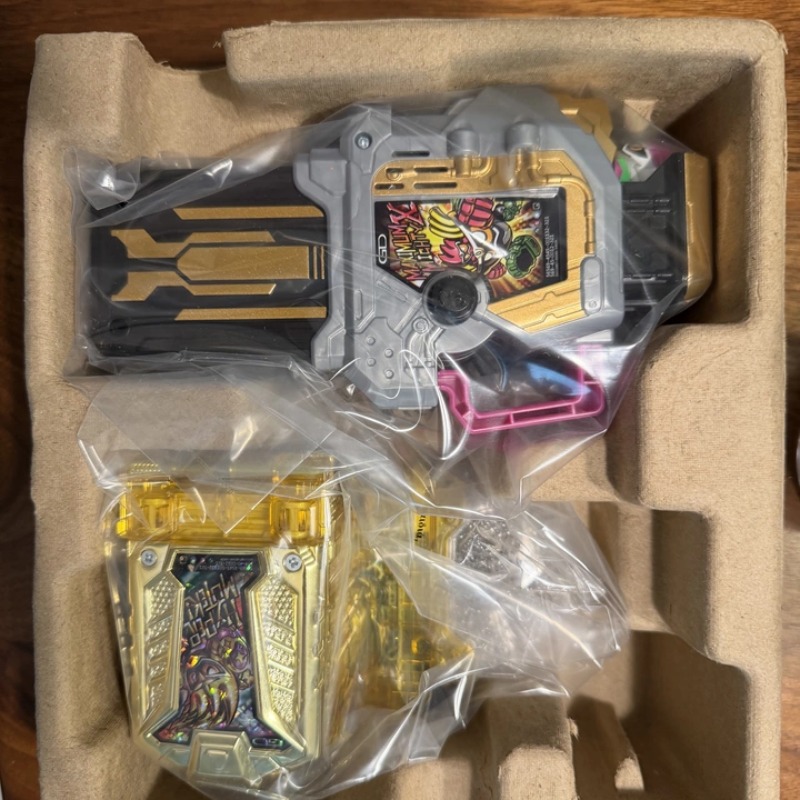 Kamen Rider Ex-Aid SUPER BEST  - Gaming Accessories Wholesale recensione e prezzo
